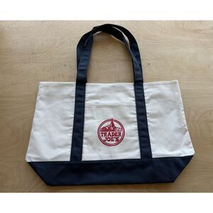 Trader Joe’s Large Canvas Tote NWT Embroidered Reusable Grocery Beach Market